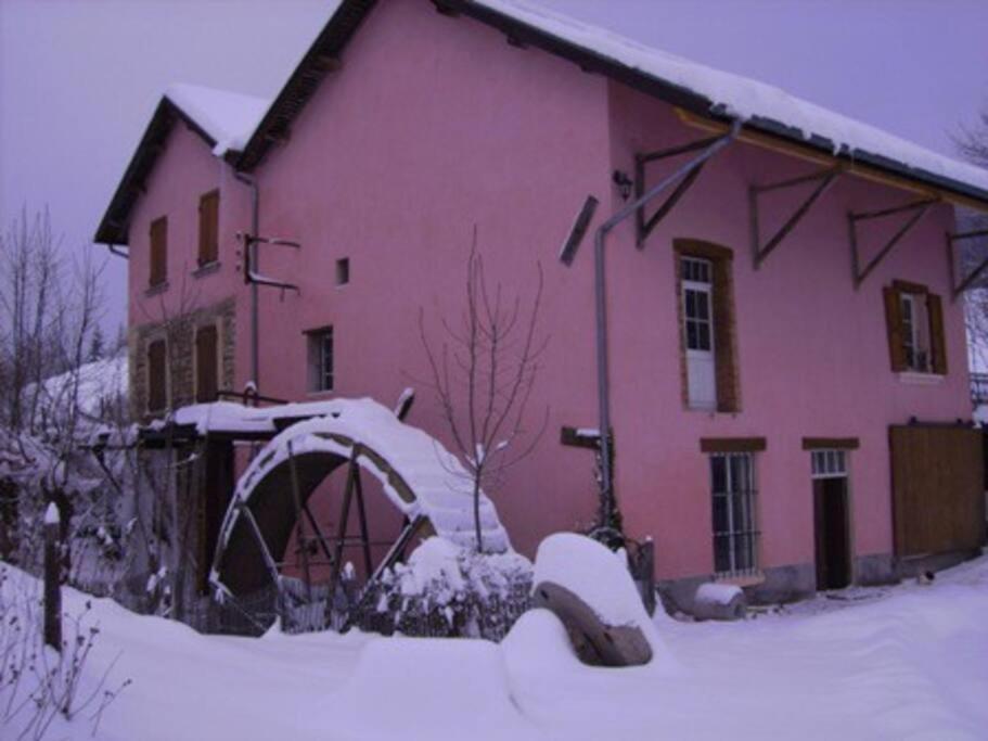Appartamento Le Moulin Rose Chirens Esterno foto