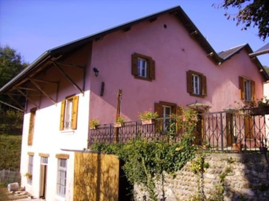 Appartamento Le Moulin Rose Chirens Esterno foto