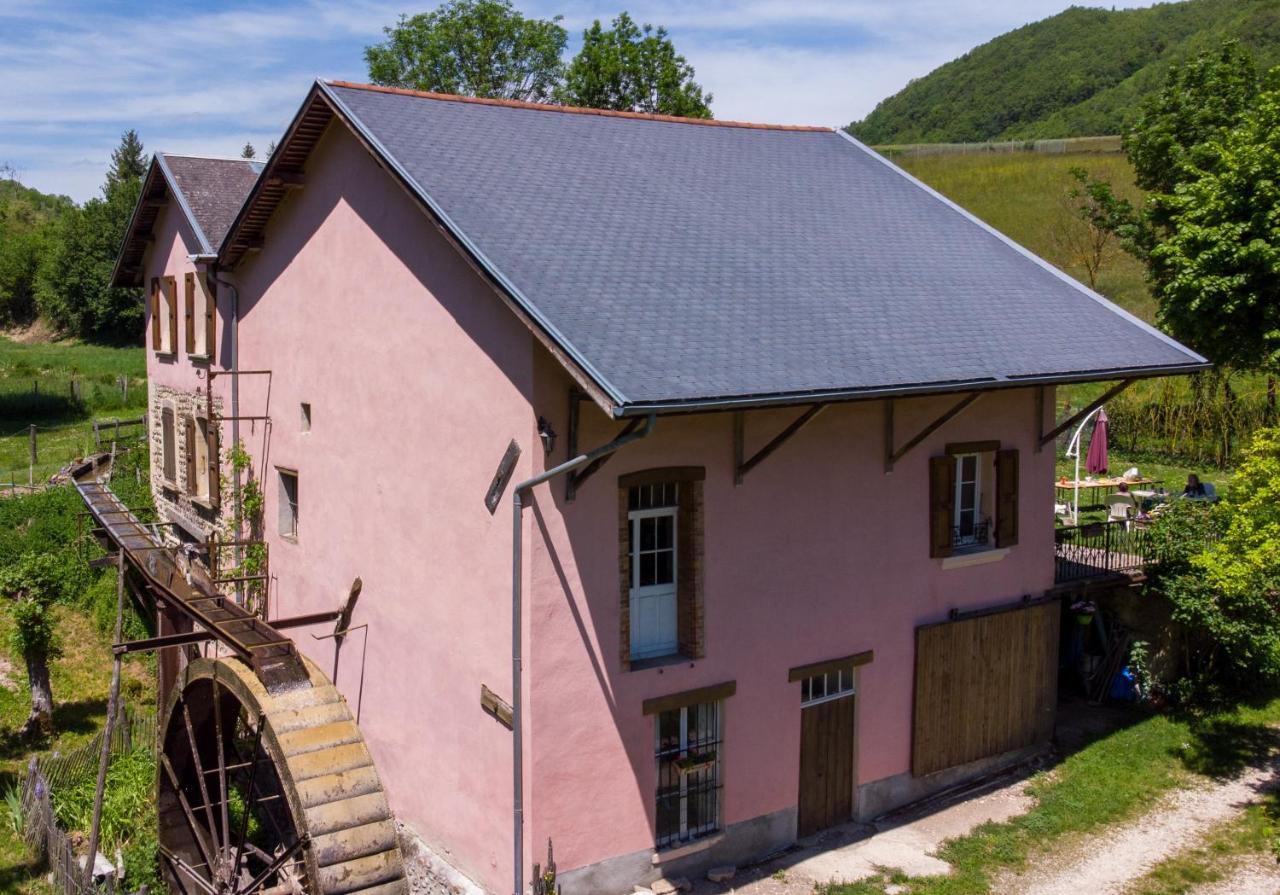 Appartamento Le Moulin Rose Chirens Esterno foto