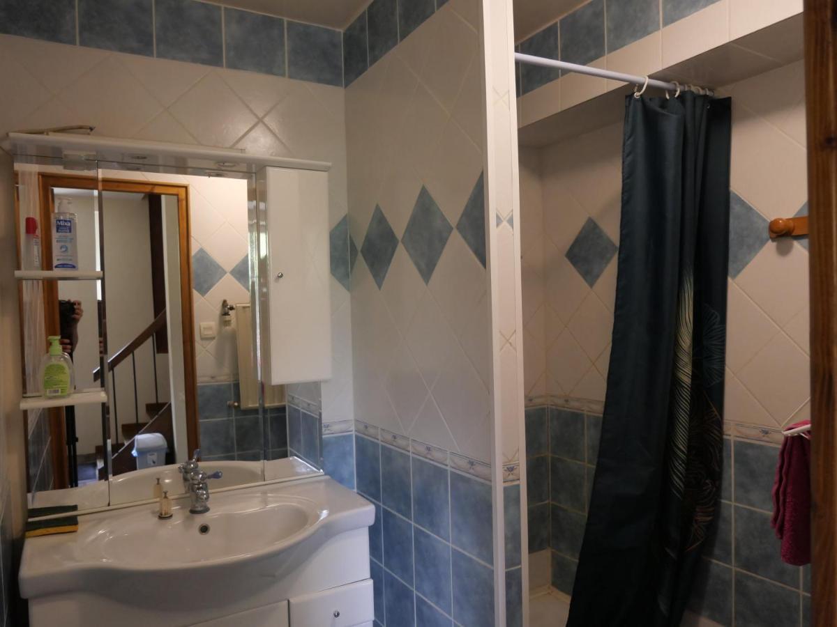 Appartamento Le Moulin Rose Chirens Esterno foto
